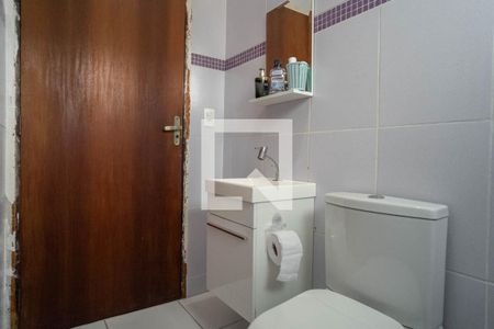 Casa à venda com 152m², 3 quartos e 2 vagas Casa à venda com 152m², 3 quartos e 2 vagasBanheiro