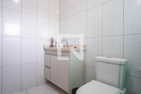 Casa à venda com 152m², 3 quartos e 2 vagas Casa à venda com 152m², 3 quartos e 2 vagasBanheiro