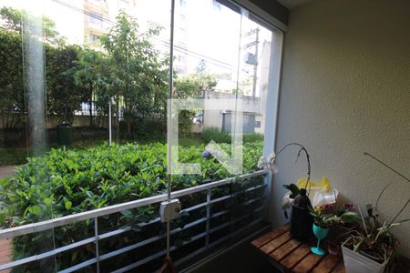 Sala - Varanda de apartamento para alugar com 3 quartos, 70m² em Vila Amélia, São Paulo