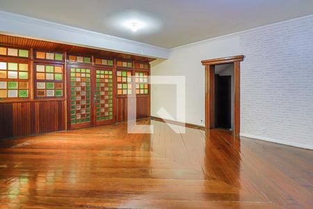 Sala 1 de casa para alugar com 4 quartos, 240m² em Horto, Belo Horizonte