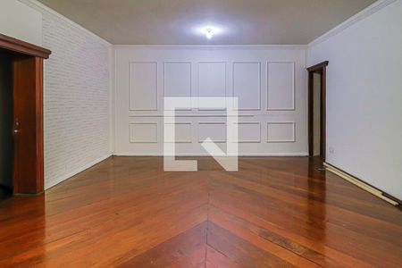 Sala 1 de casa para alugar com 4 quartos, 240m² em Horto, Belo Horizonte