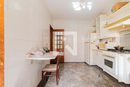 Cozinha de casa à venda com 2 quartos, 100m² em Jardim Sabará, São Paulo