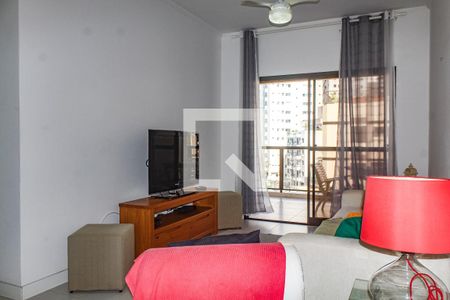 Sala de apartamento para alugar com 2 quartos, 85m² em Jardim Las Palmas, Guarujá