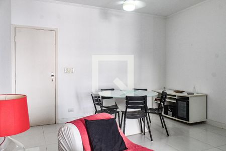 Sala de apartamento para alugar com 2 quartos, 85m² em Jardim Las Palmas, Guarujá