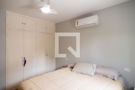 Quarto 2 de casa para alugar com 2 quartos, 125m² em Vila Cordeiro, São Paulo