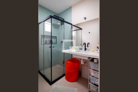 Banheiro Social de casa à venda com 2 quartos, 125m² em Vila Cordeiro, São Paulo