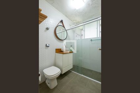 Banheiro de apartamento para alugar com 1 quarto, 60m² em Cerqueira César, São Paulo