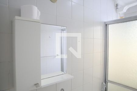 Banheiro de apartamento para alugar com 1 quarto, 53m² em Canto do Forte, Praia Grande