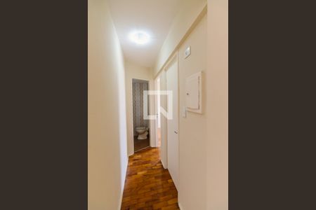 Corredor de apartamento para alugar com 2 quartos, 56m² em Pompeia, São Paulo