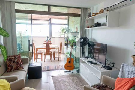 Sala de apartamento à venda com 2 quartos, 115m² em Badu, Niterói