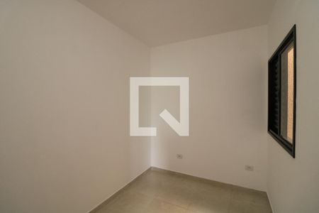 Quarto 2 de apartamento para alugar com 2 quartos, 37m² em Vila Santa Clara, São Paulo