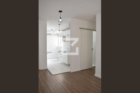 Sala de apartamento para alugar com 2 quartos, 35m² em Guaratiba, Rio de Janeiro