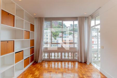 Sala de apartamento para alugar com 3 quartos, 150m² em Laranjeiras, Rio de Janeiro