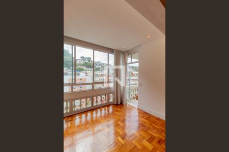 Sala de apartamento para alugar com 3 quartos, 150m² em Laranjeiras, Rio de Janeiro