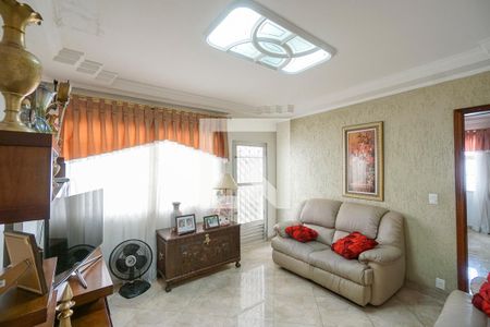 Sala de casa para alugar com 2 quartos, 120m² em Vila Carrão, São Paulo