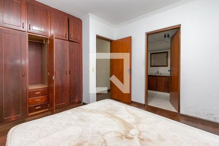 Suíte de apartamento à venda com 3 quartos, 198m² em Campo Belo, São Paulo