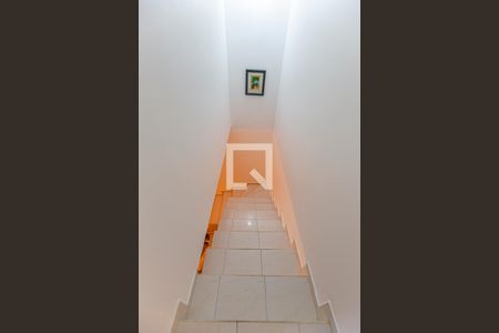 Escada Dormitórios de casa à venda com 3 quartos, 112m² em Jardim Bom Pastor, Santo André
