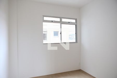 Quarto 1  de apartamento à venda com 2 quartos, 47m² em Planalto, Belo Horizonte