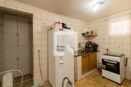 Cozinha de apartamento à venda com 2 quartos, 49m² em Conjunto Habitacional Padre Manoel de Paiva, São Paulo