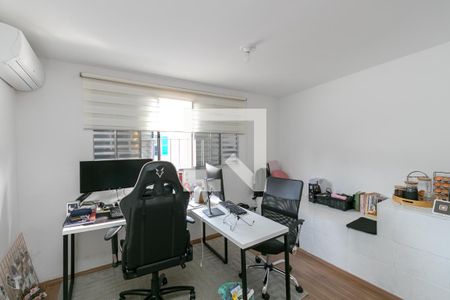 Quarto 1 de casa para alugar com 2 quartos, 100m² em Vila Cordeiro, São Paulo