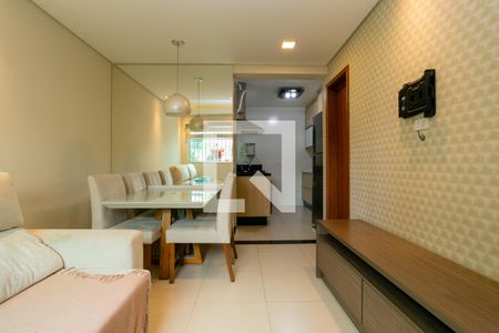 Sala de casa de condomínio à venda com 2 quartos, 50m² em Imirim, São Paulo