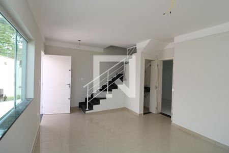 Sala de casa de condomínio à venda com 3 quartos, 88m² em Vila Santa Clara, São Paulo