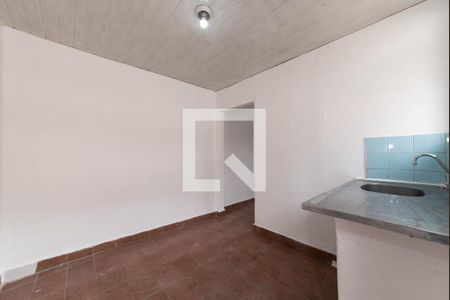 Cozinha de kitnet/studio para alugar com 1 quarto, 30m² em Vila Nair, São Paulo