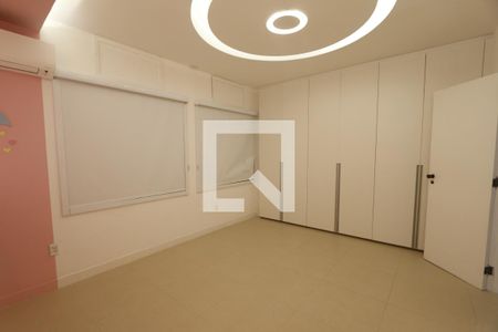 Quarto 1 de apartamento para alugar com 3 quartos, 206m² em Barra da Tijuca, Rio de Janeiro