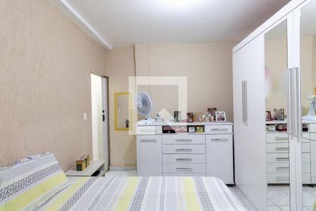 Quarto 1 de casa à venda com 3 quartos, 120m² em Vila Granada, São Paulo