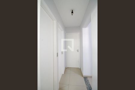 Corredor  de apartamento para alugar com 3 quartos, 107m² em Chácara Agrindus, Taboão da Serra