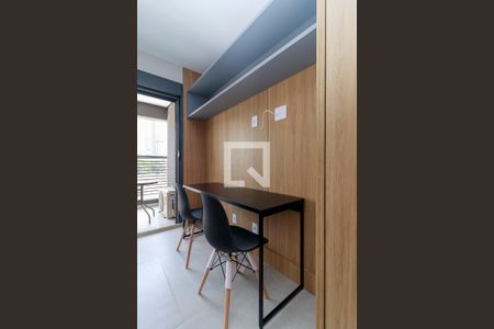 Studio de kitnet/studio para alugar com 1 quarto, 26m² em Jardim das Acácias, São Paulo