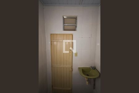 Banheiro de casa para alugar com 1 quarto, 34m² em Jardim Modelo, São Paulo
