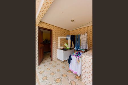 Casa à venda com 300m², 4 quartos e 7 vagas Casa à venda com 300m², 4 quartos e 7 vagasLavanderia