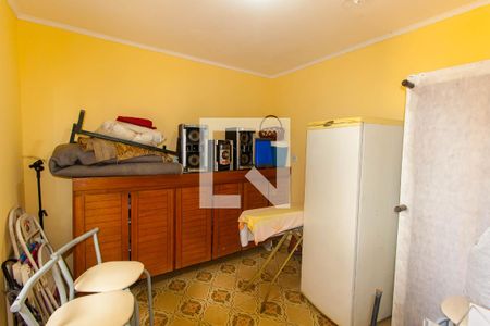 Casa à venda com 300m², 4 quartos e 7 vagas Casa à venda com 300m², 4 quartos e 7 vagasEdícula