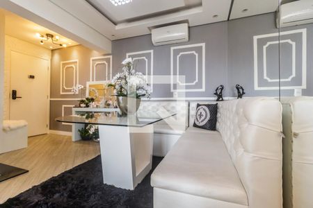 Sala de Jantar de apartamento à venda com 2 quartos, 76m² em Jardim Tupanci, Barueri