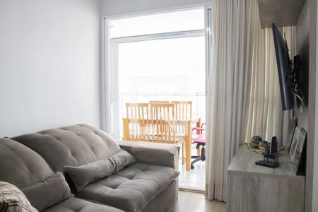 Sala de apartamento à venda com 2 quartos, 68m² em Vila Osasco, Osasco
