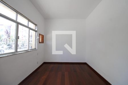 Quarto 01 de apartamento para alugar com 2 quartos, 70m² em Anil, Rio de Janeiro