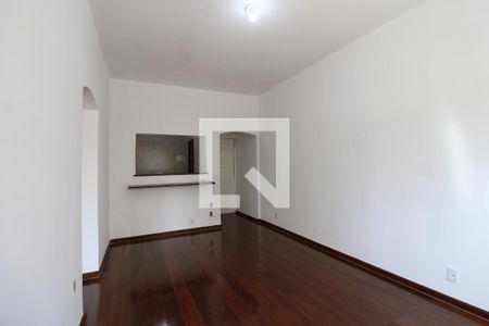 Sala de apartamento para alugar com 2 quartos, 70m² em Anil, Rio de Janeiro