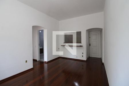 Sala de apartamento para alugar com 2 quartos, 70m² em Anil, Rio de Janeiro