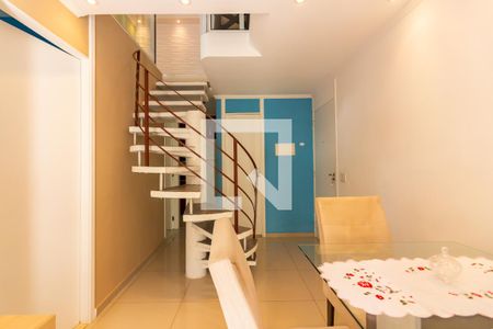 Sala  de apartamento à venda com 2 quartos, 86m² em Recanto das Rosas, Osasco