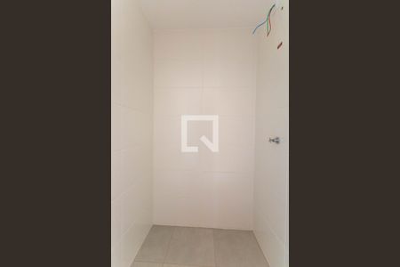 Banheiro da Suíte de apartamento para alugar com 2 quartos, 61m² em Vila Luciana, Goiânia