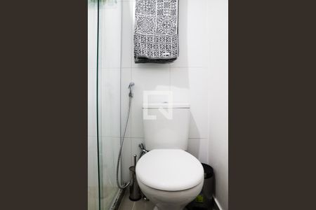 Banheiro de kitnet/studio à venda com 1 quarto, 26m² em Bela Vista, São Paulo