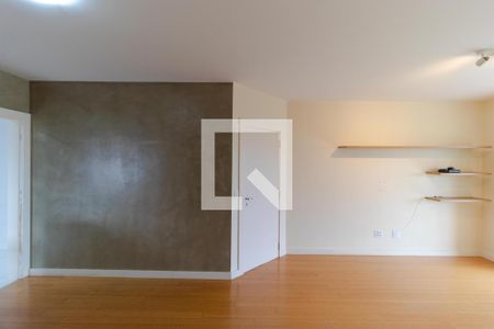 Salas de apartamento para alugar com 3 quartos, 115m² em Taquaral, Campinas