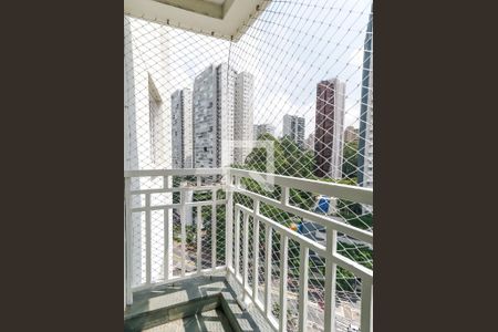 Varanda de apartamento à venda com 2 quartos, 64m² em Vila Andrade, São Paulo