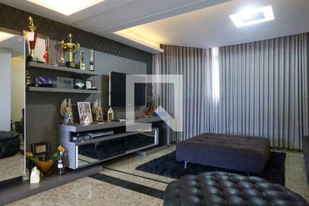 Sala 2 de apartamento à venda com 4 quartos, 252m² em Prado, Belo Horizonte