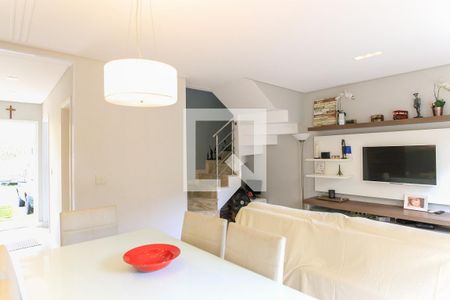 Sala de casa para alugar com 3 quartos, 179m² em Jardim Santa Maria, Jacareí