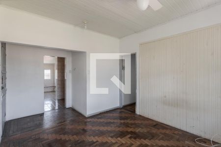 Sala de apartamento para alugar com 3 quartos, 85m² em Passo da Areia, Porto Alegre