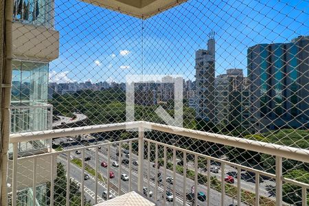 Sacada de apartamento à venda com 2 quartos, 55m² em Indianópolis, São Paulo