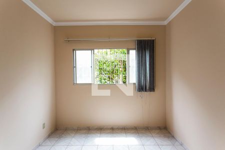 Sala de apartamento para alugar com 2 quartos, 45m² em Santa Mônica, Uberlândia