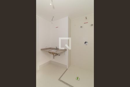 Banheiro de kitnet/studio à venda com 1 quarto, 50m² em Petrópolis, Porto Alegre